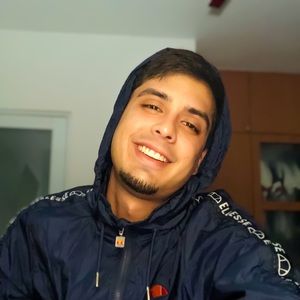 Meet your Posher, Marcos